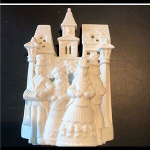 Vintage PartyLite Village Carolers Candle
Holder Holiday Decor 8"x5"